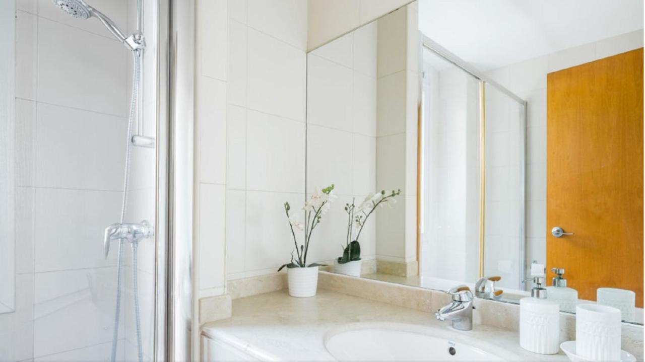 Bonito Duplex Con Piscina En Barcelona&Playa Lejlighed Tiana Eksteriør billede
