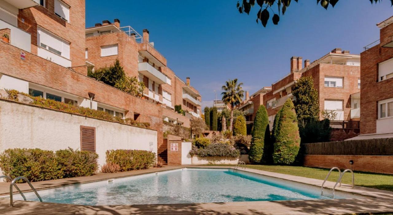 Bonito Duplex Con Piscina En Barcelona&Playa Lejlighed Tiana Eksteriør billede