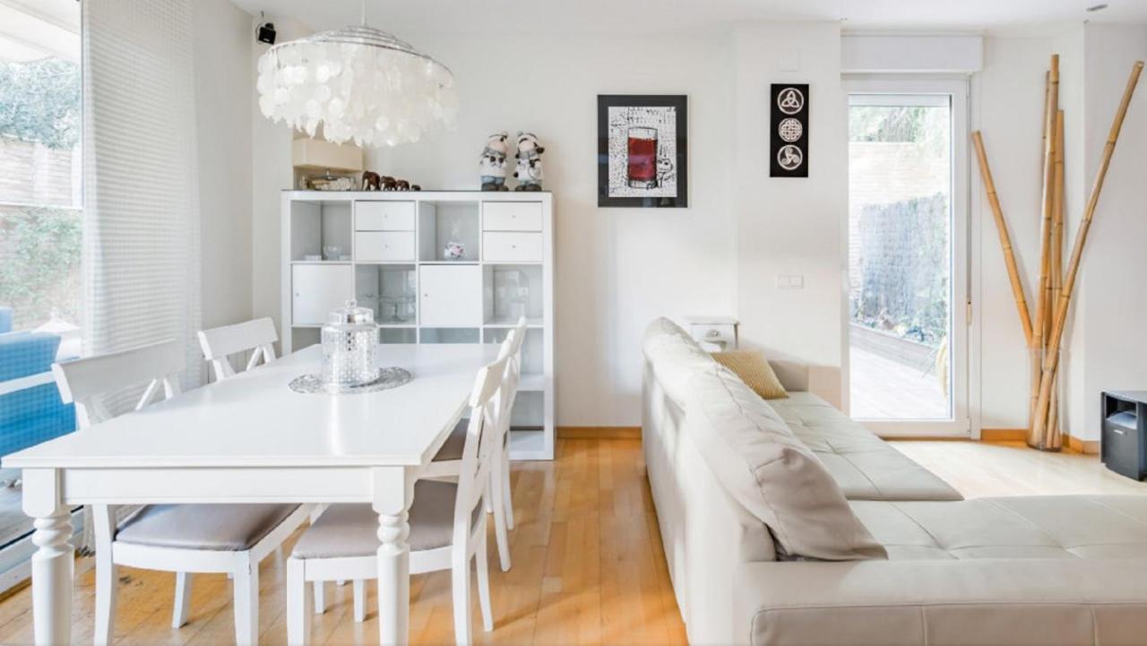 Bonito Duplex Con Piscina En Barcelona&Playa Lejlighed Tiana Eksteriør billede