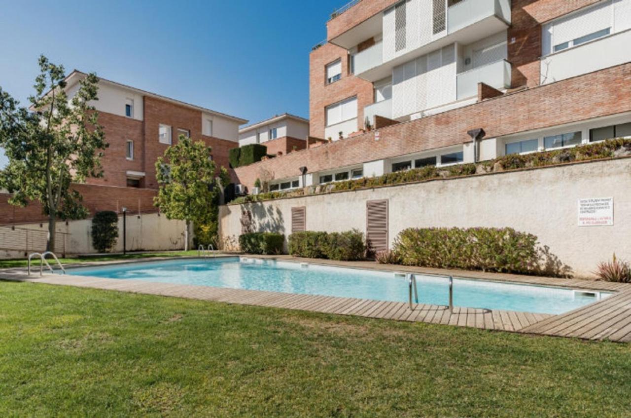 Bonito Duplex Con Piscina En Barcelona&Playa Lejlighed Tiana Eksteriør billede