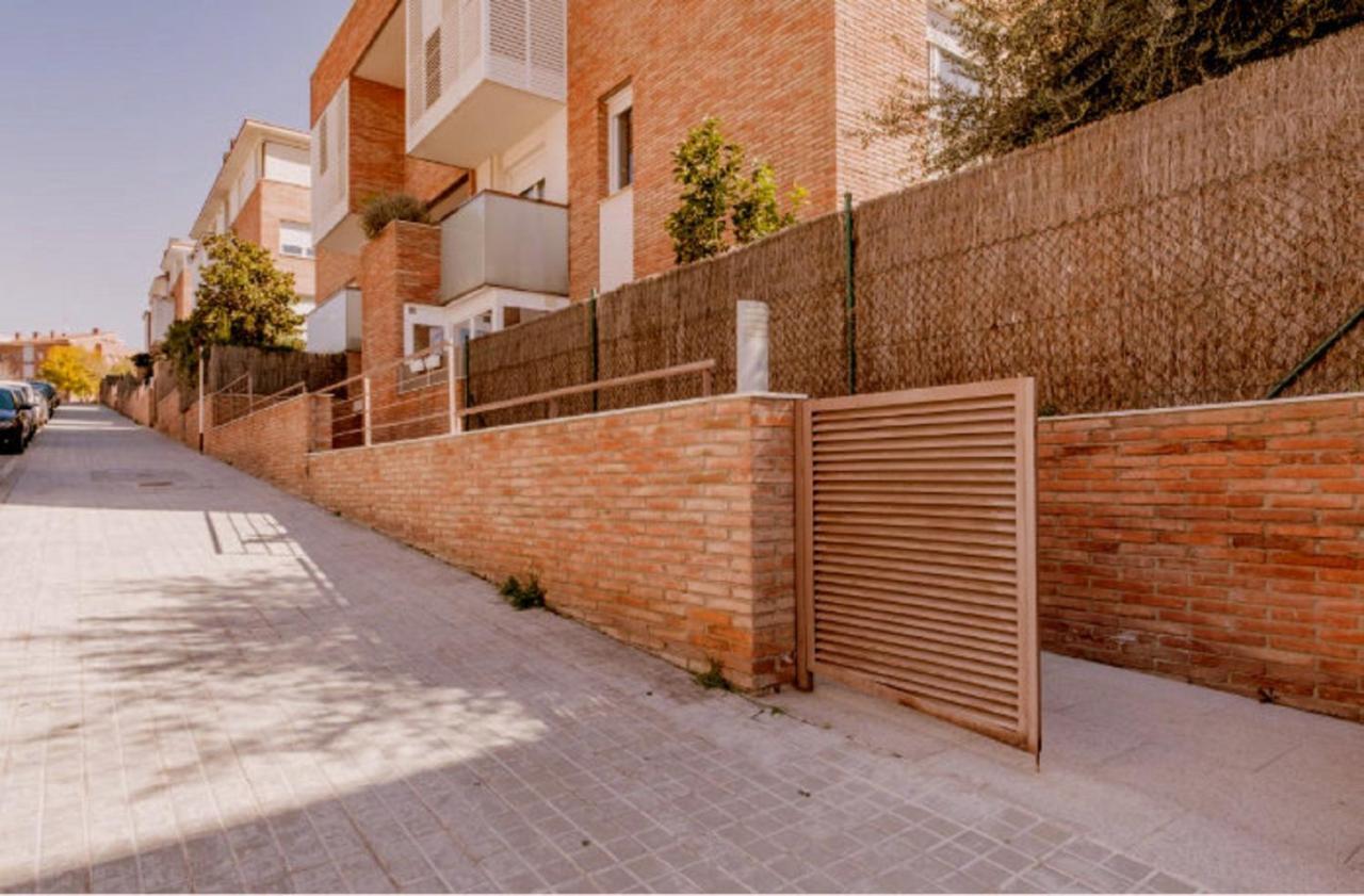 Bonito Duplex Con Piscina En Barcelona&Playa Lejlighed Tiana Eksteriør billede